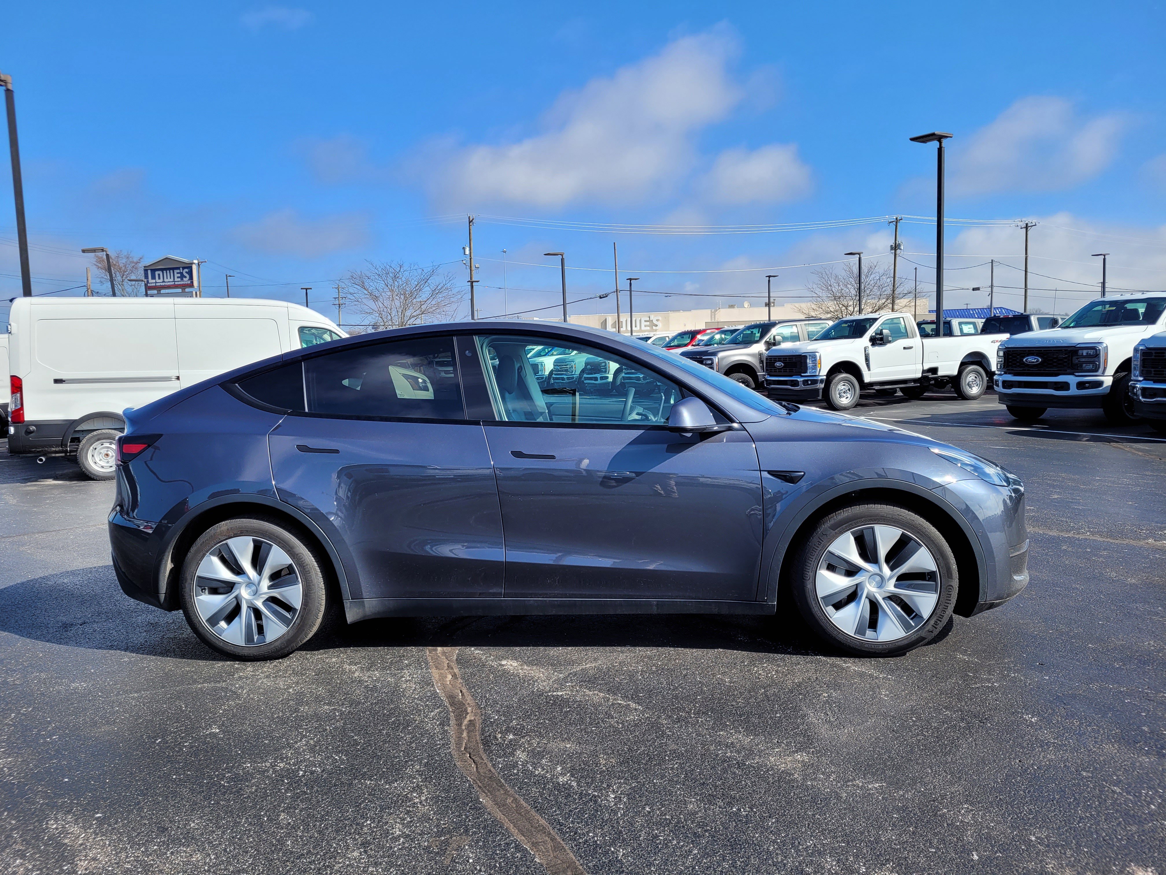 Used 2021 Tesla Model Y Long Range image 2
