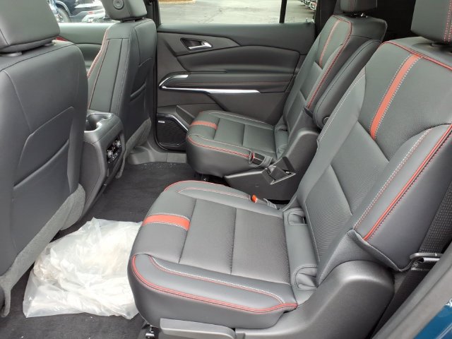 New 2027 Chevrolet Traverse RS w/ LPO, Floor Liner Package AWD/4WD image 9