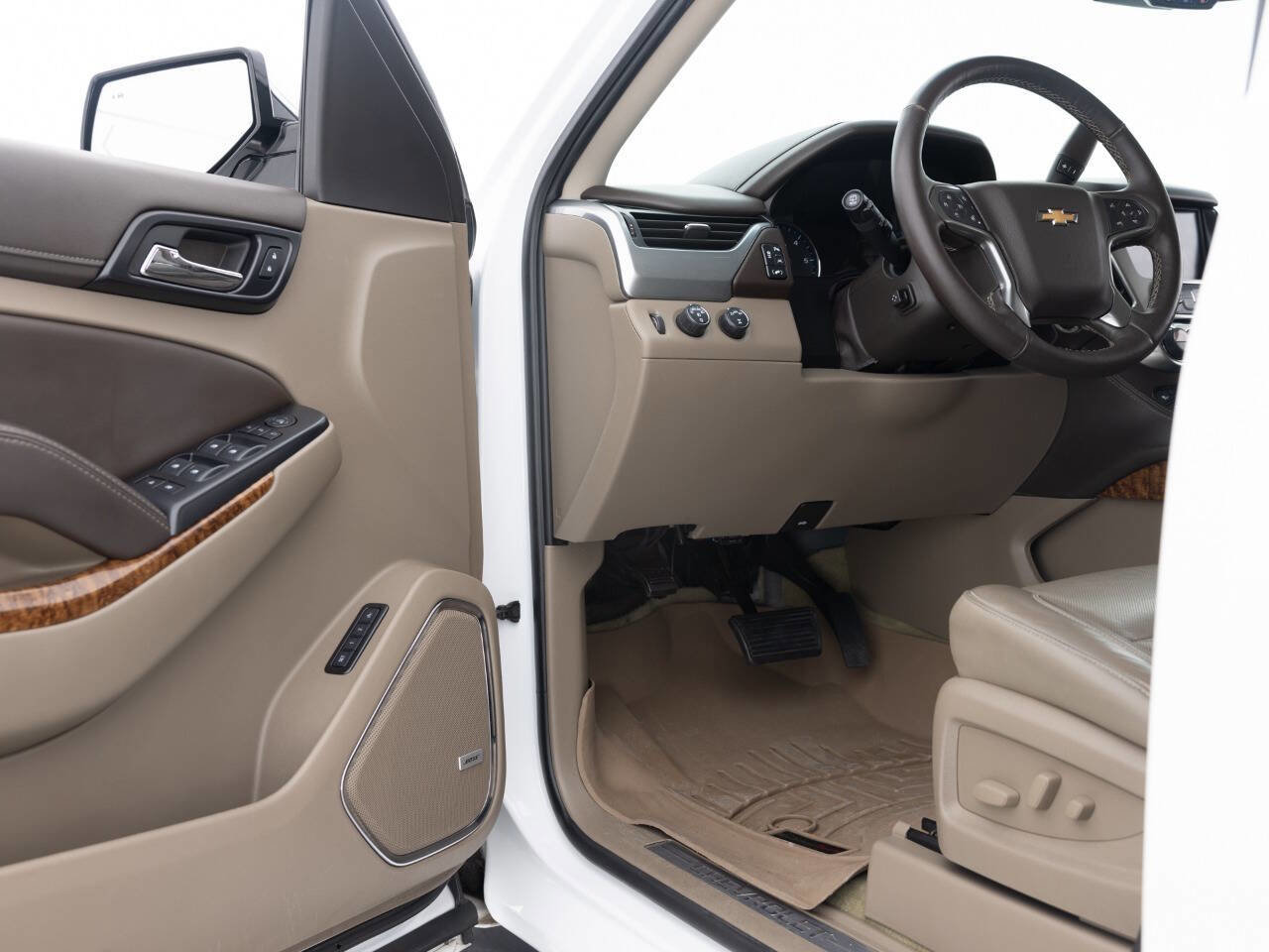 Used 2017 Chevrolet Tahoe Premier image 28