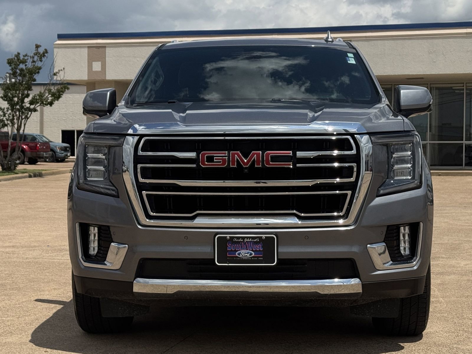 Used 2021 GMC Yukon SLT w/ SLT Luxury Plus Package RWD image 9