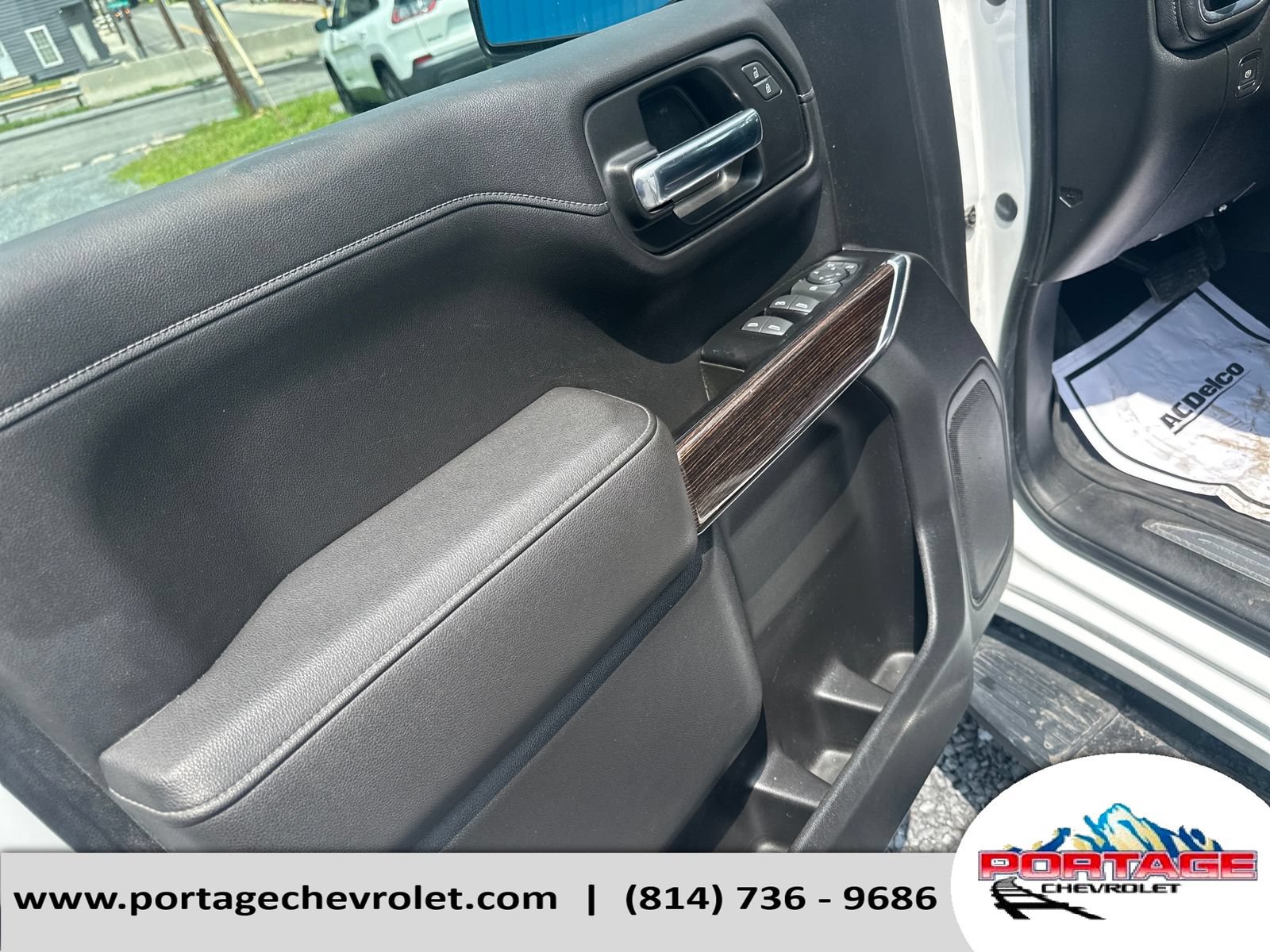 Used 2019 GMC Sierra 1500 Elevation w/ Elevation Convenience Package AWD/4WD image 13