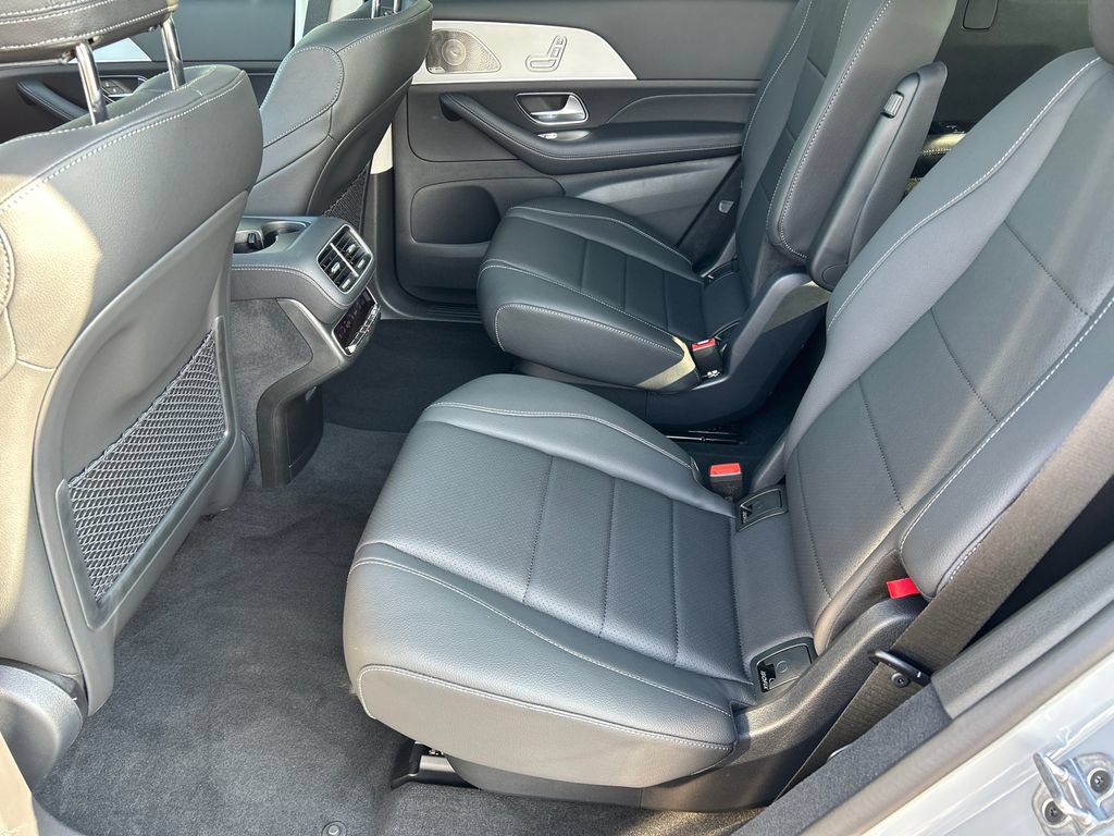 New 2026 Mercedes-Benz GLS 450 4MATIC image 26