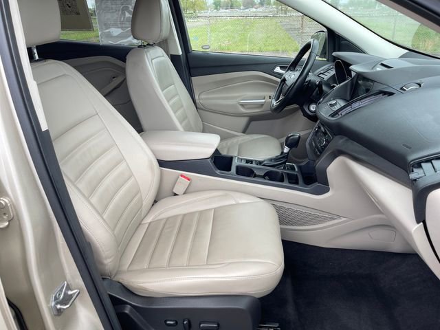 Used 2017 Ford Escape SE w/ SE Leather Comfort Package image 35