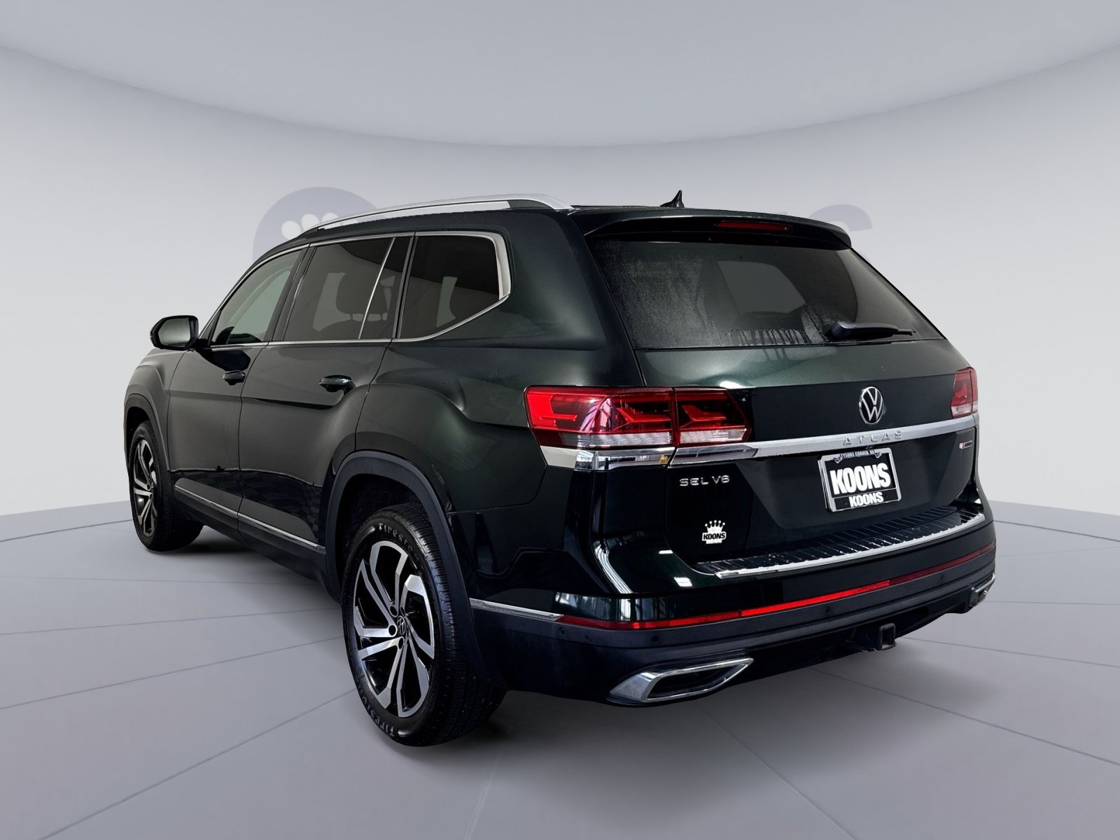 Used 2021 Volkswagen Atlas SEL Premium AWD/4WD image 4