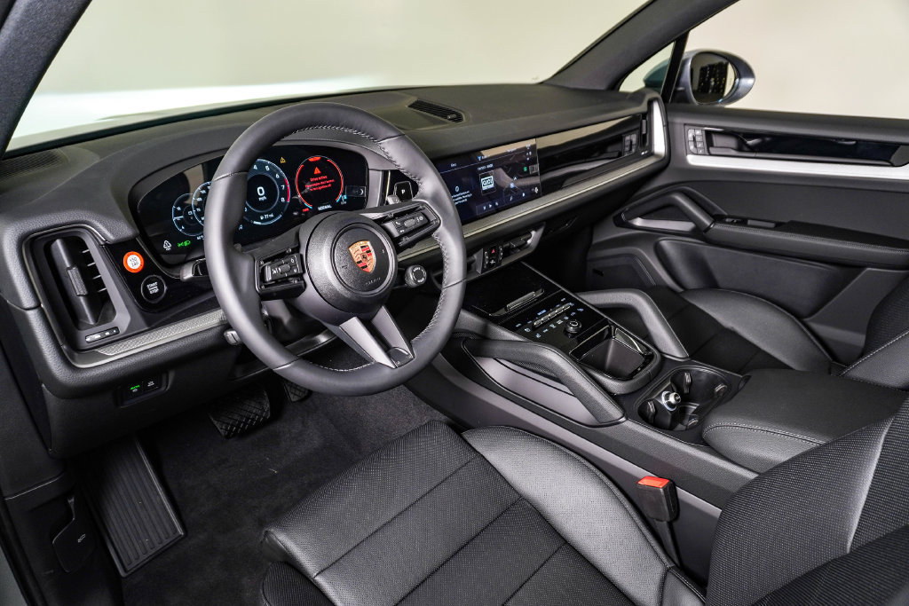New 2026 Porsche Cayenne AWD/4WD image 4