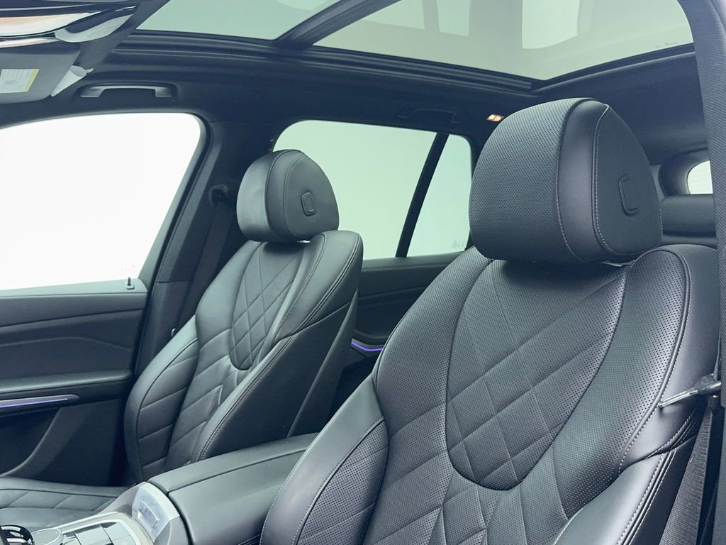 Used 2023 BMW X5 xDrive40i w/ M Sport Package image 37