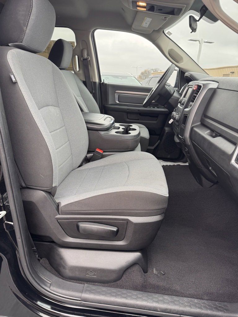 Used 2024 RAM 1500 Classic SLT image 15