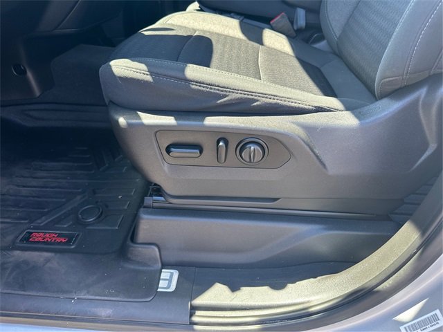 Used 2021 Chevrolet Silverado 1500 LT image 27