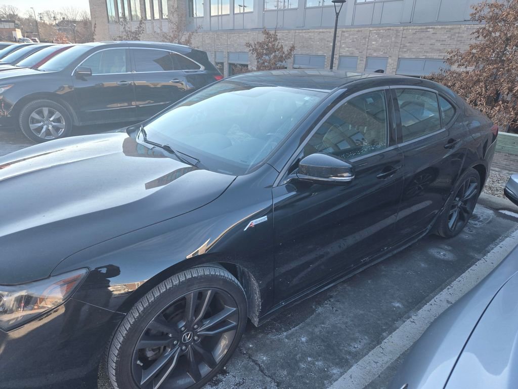 Used 2019 Acura TLX 2.4L Technology Pkg w/A-Spec P image 2