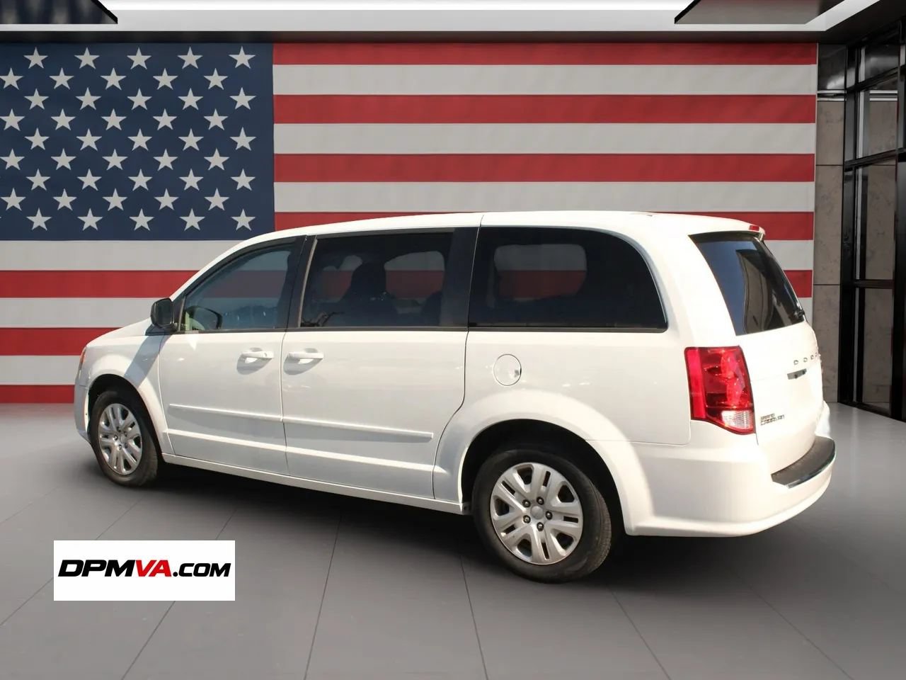 Used 2016 Dodge Grand Caravan SE w/ Quick Order Package 29E SE FWD image 5