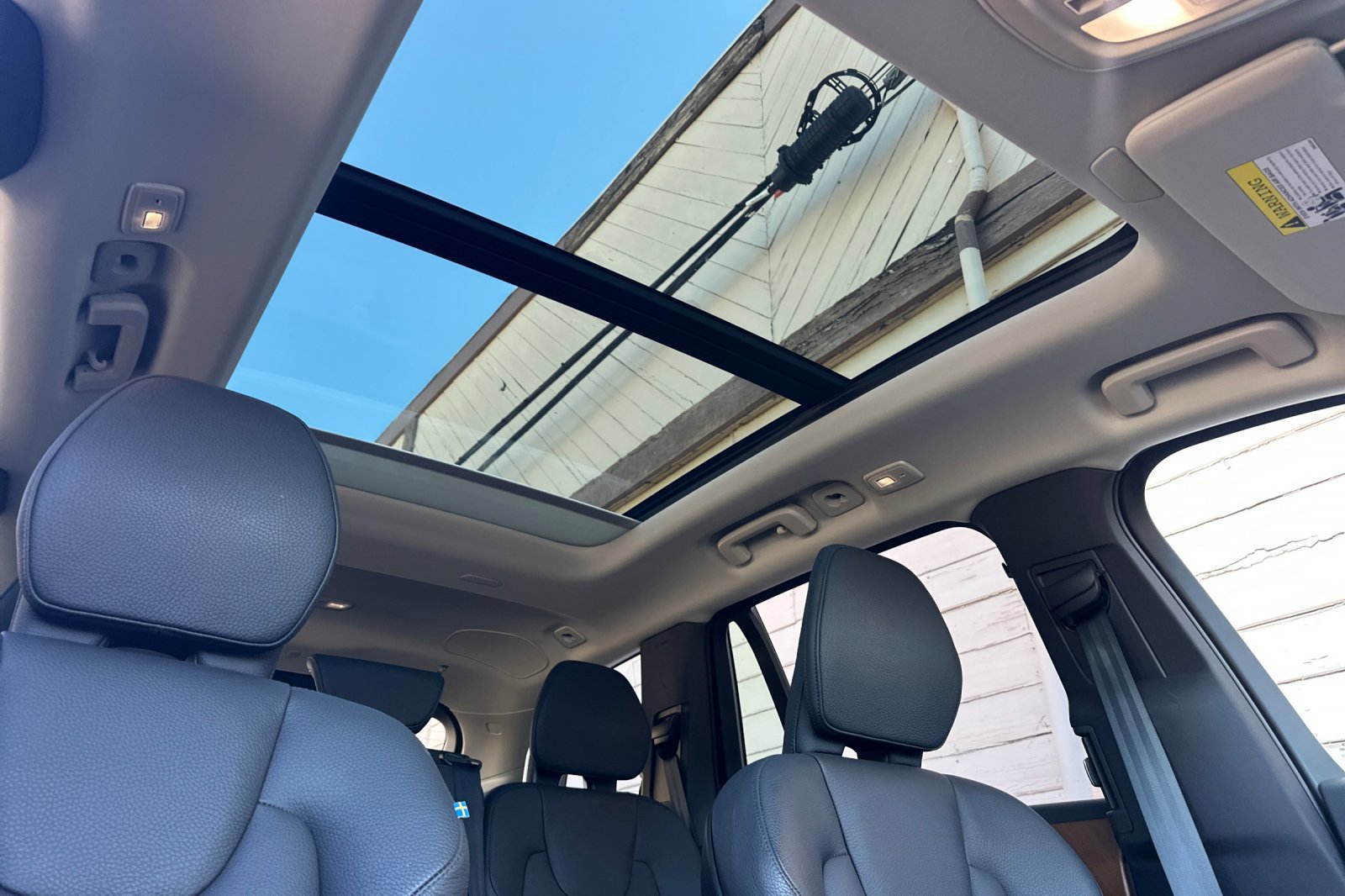 Certified 2025 Volvo XC90 T8 Plus w/ Protection Package Premier AWD/4WD image 20