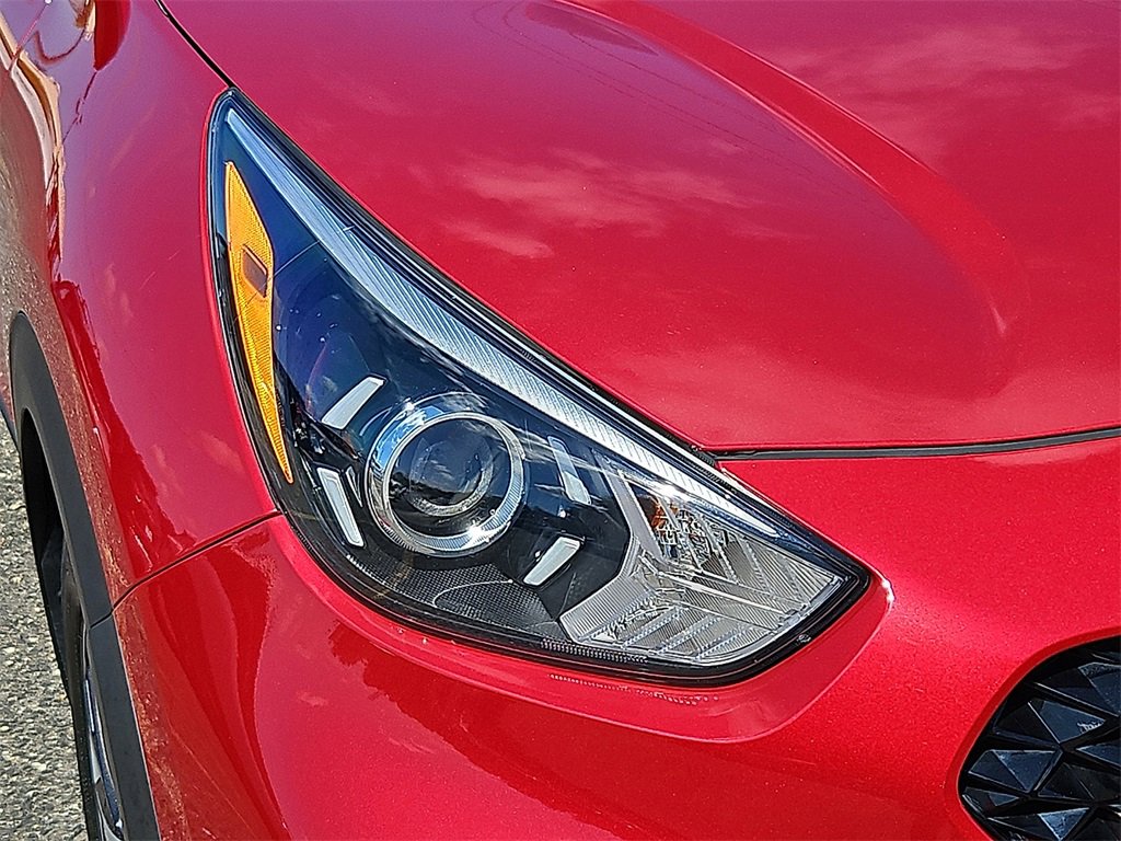Certified 2022 Kia Niro LXS image 10