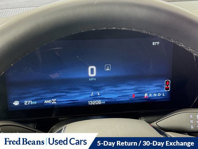 Used 2026 Chevrolet Equinox LT AWD/4WD image 18