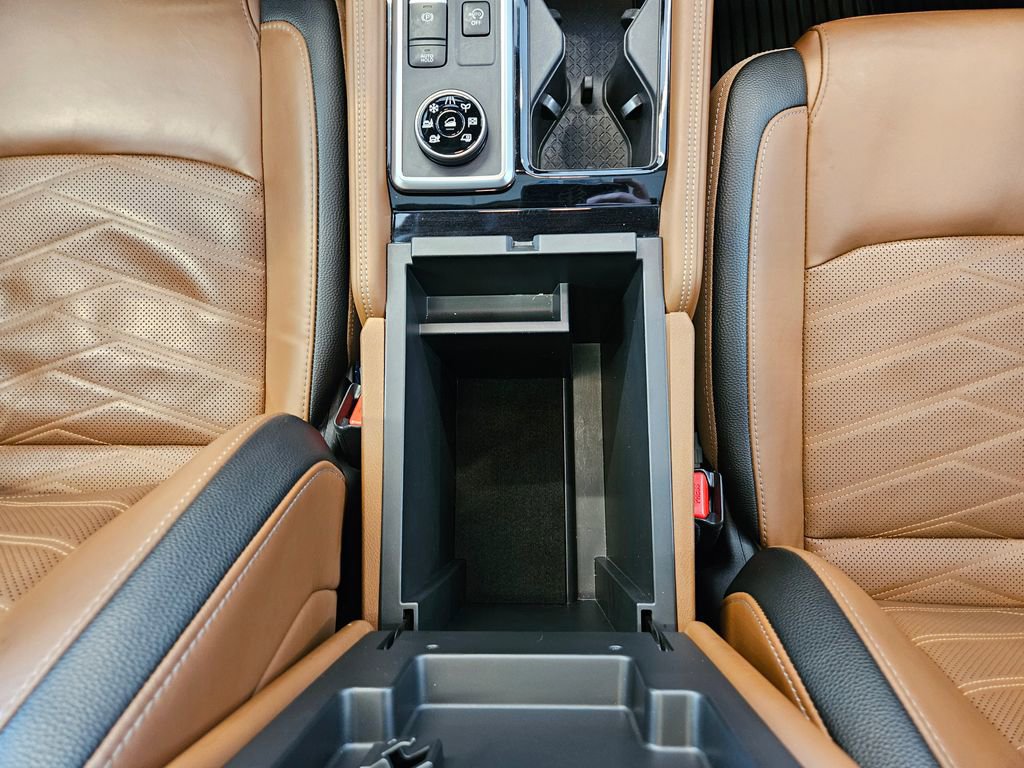 Used 2023 Nissan Pathfinder Platinum w/ Lighting Package (N93) image 21