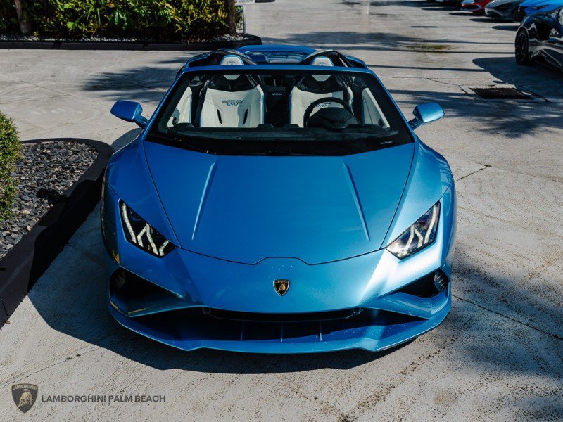 Used 2023 Lamborghini Huracan EVO RWD image 10