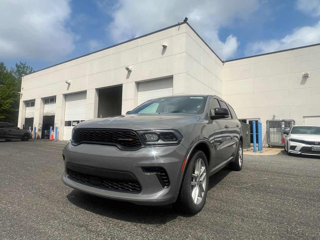 Used 2025 Dodge Durango GT AWD/4WD image 32