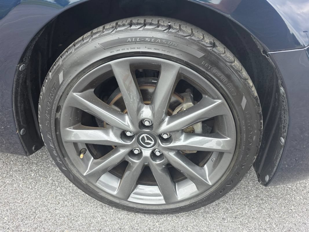 Used 2018 MAZDA MAZDA3 Touring FWD image 36