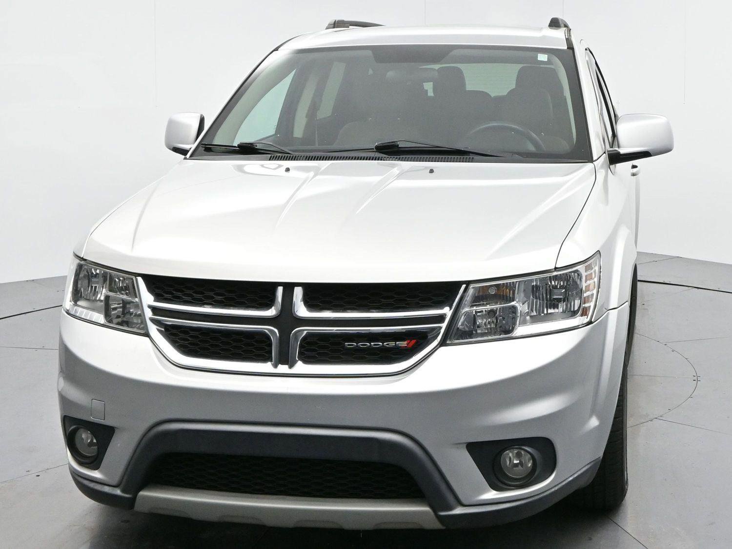 Used 2013 Dodge Journey SXT w/ Flexible Seating Group image 3