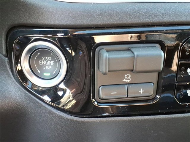 New 2026 GMC Sierra 2500 SLT w/ SLT Convenience Package image 23
