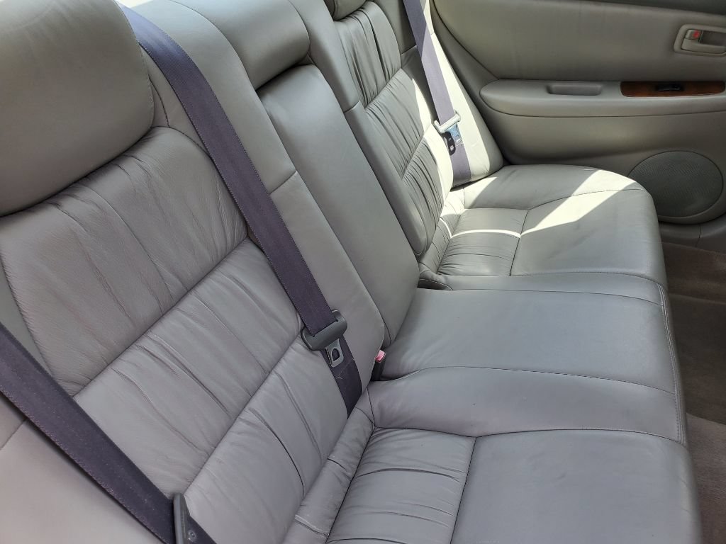 Used 2001 Lexus ES 330 FWD image 34