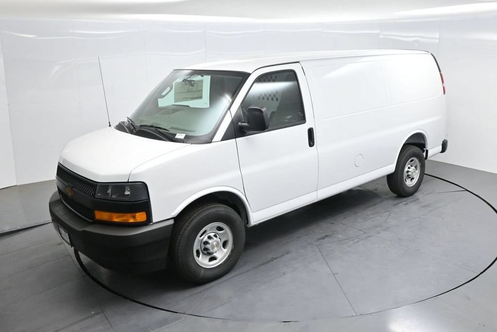 New 2026 Chevrolet Express 2500 w/ Driver Convenience Package RWD image 51