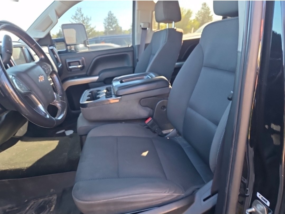 Used 2016 Chevrolet Silverado 2500 LT w/ LT Convenience Package AWD/4WD image 10