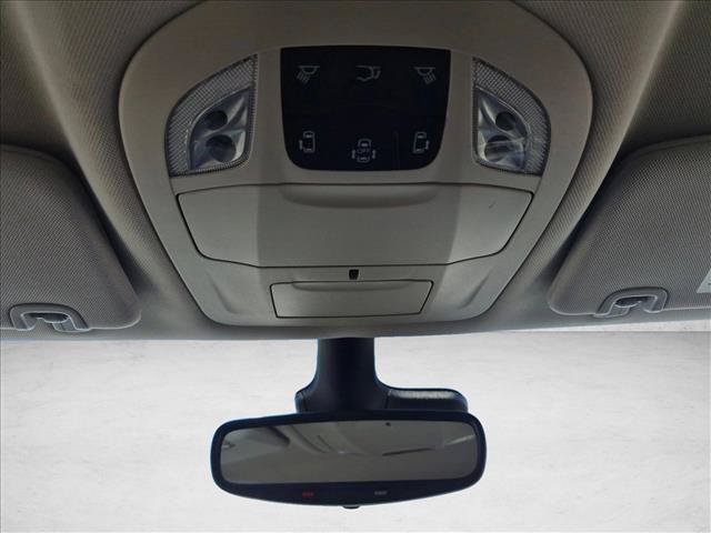 Used 2024 Chrysler Pacifica Limited FWD image 22