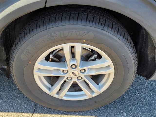 Used 2023 Ford Explorer XLT w/ Equipment Group 202A image 18