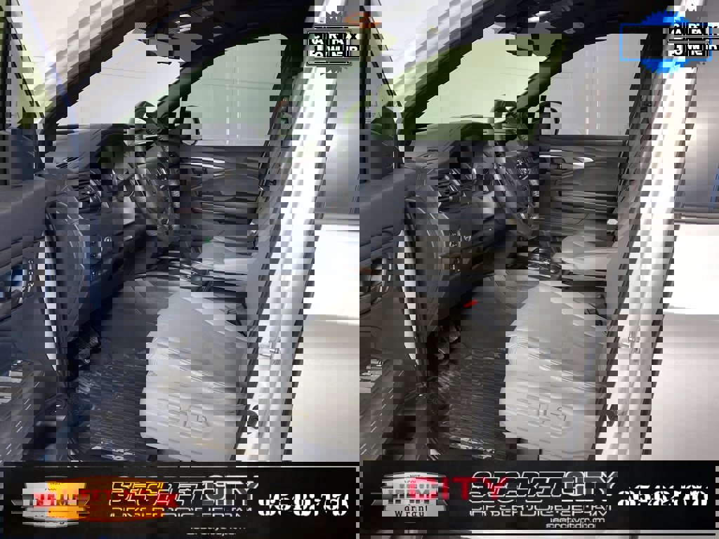 Used 2023 Honda Passport EX-L image 11