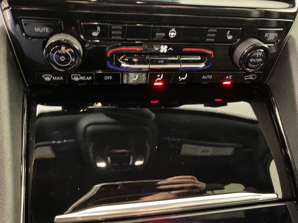 Used 2023 Jeep Grand Cherokee Altitude image 22