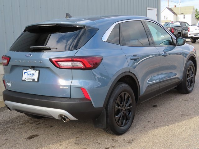 Used 2023 Ford Escape Active image 3