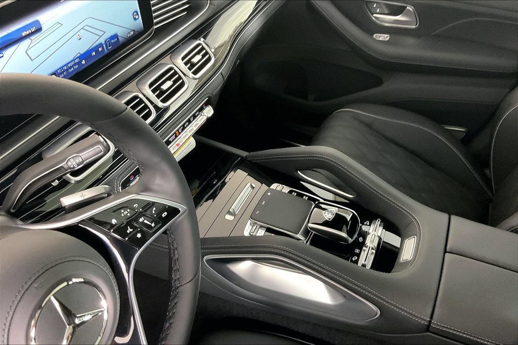New 2026 Mercedes-Benz Maybach GLS 600 4MATIC image 8