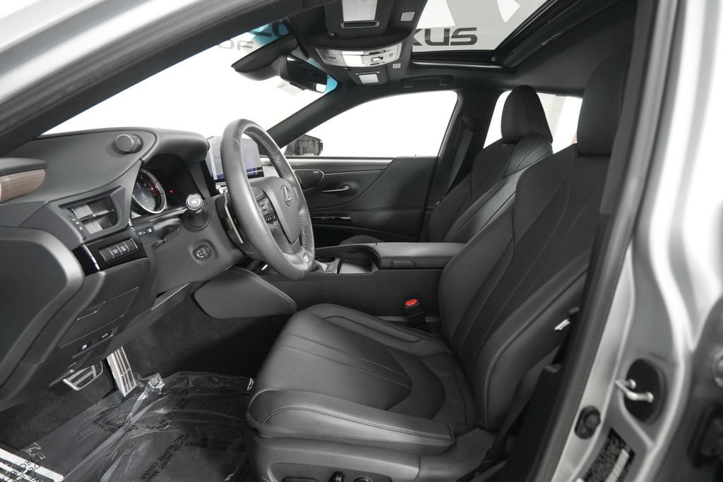 Certified 2024 Lexus ES 350 F Sport w/ Accessory Package (Z2) FWD image 9