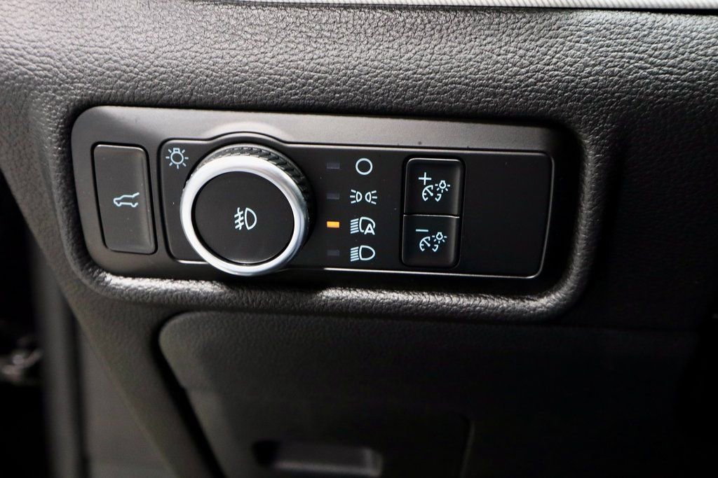 Certified 2023 Ford Explorer XLT w/ Equipment Group 202A image 29