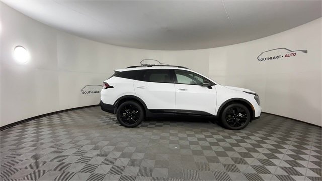 Used 2025 Kia Sportage X-Line w/ Premium Package image 9