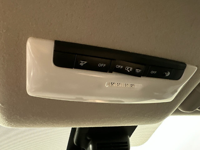 Used 2024 Nissan Versa S w/ S Plus Package FWD image 19