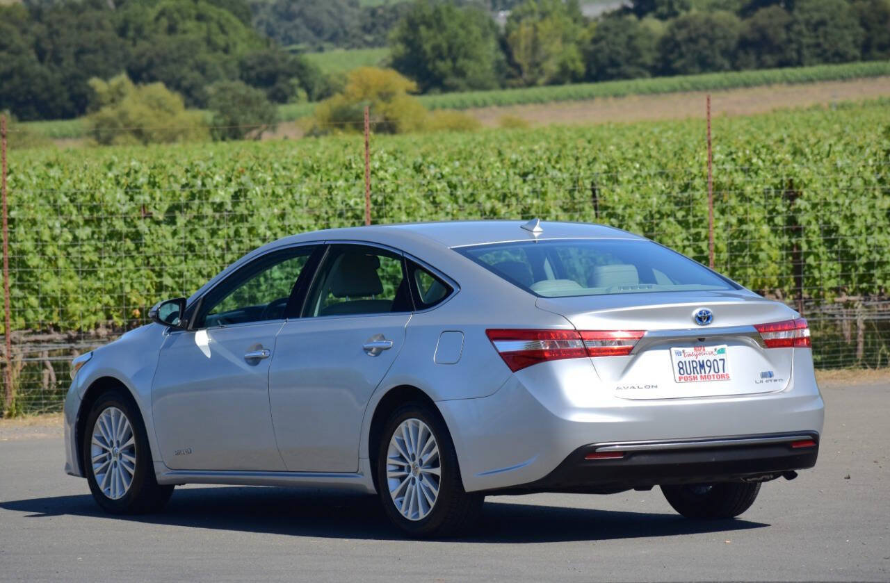 Used 2014 Toyota Avalon Limited w/ Technology Package FWD image 7