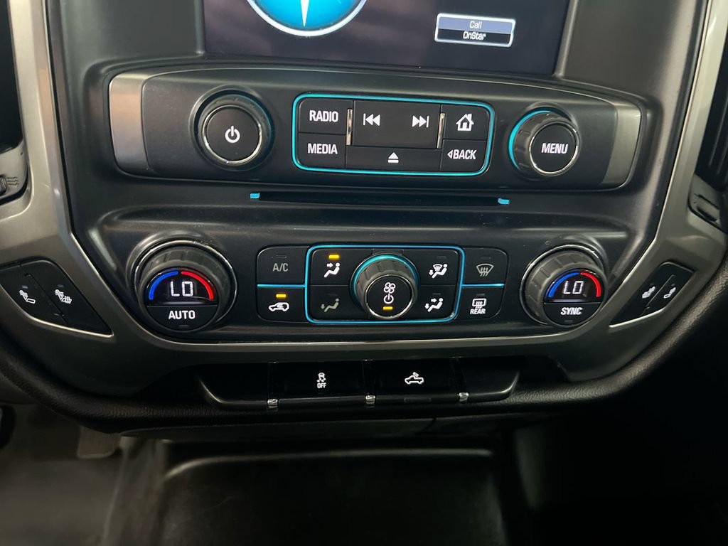 Used 2018 Chevrolet Silverado 1500 LT w/ All Star Edition AWD/4WD image 16