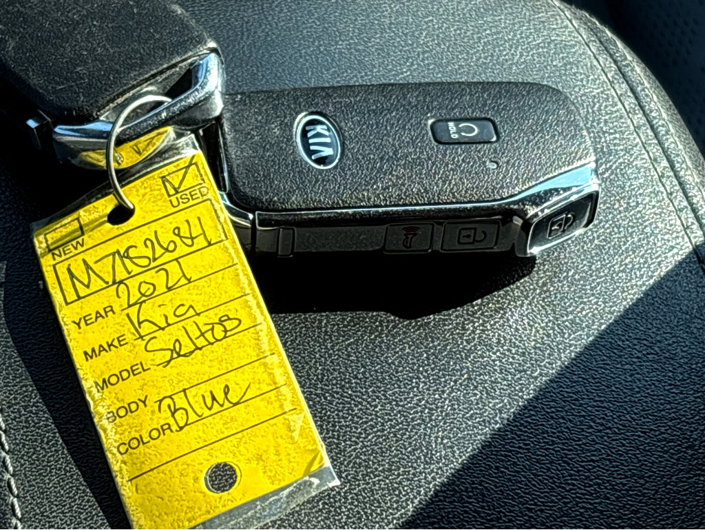 Used 2021 Kia Seltos SX w/ SX Sunroof Package AWD/4WD image 22