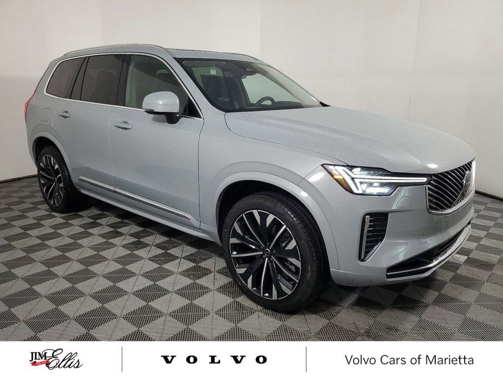 New 2025 Volvo XC90 B6 Core w/ Climate Package