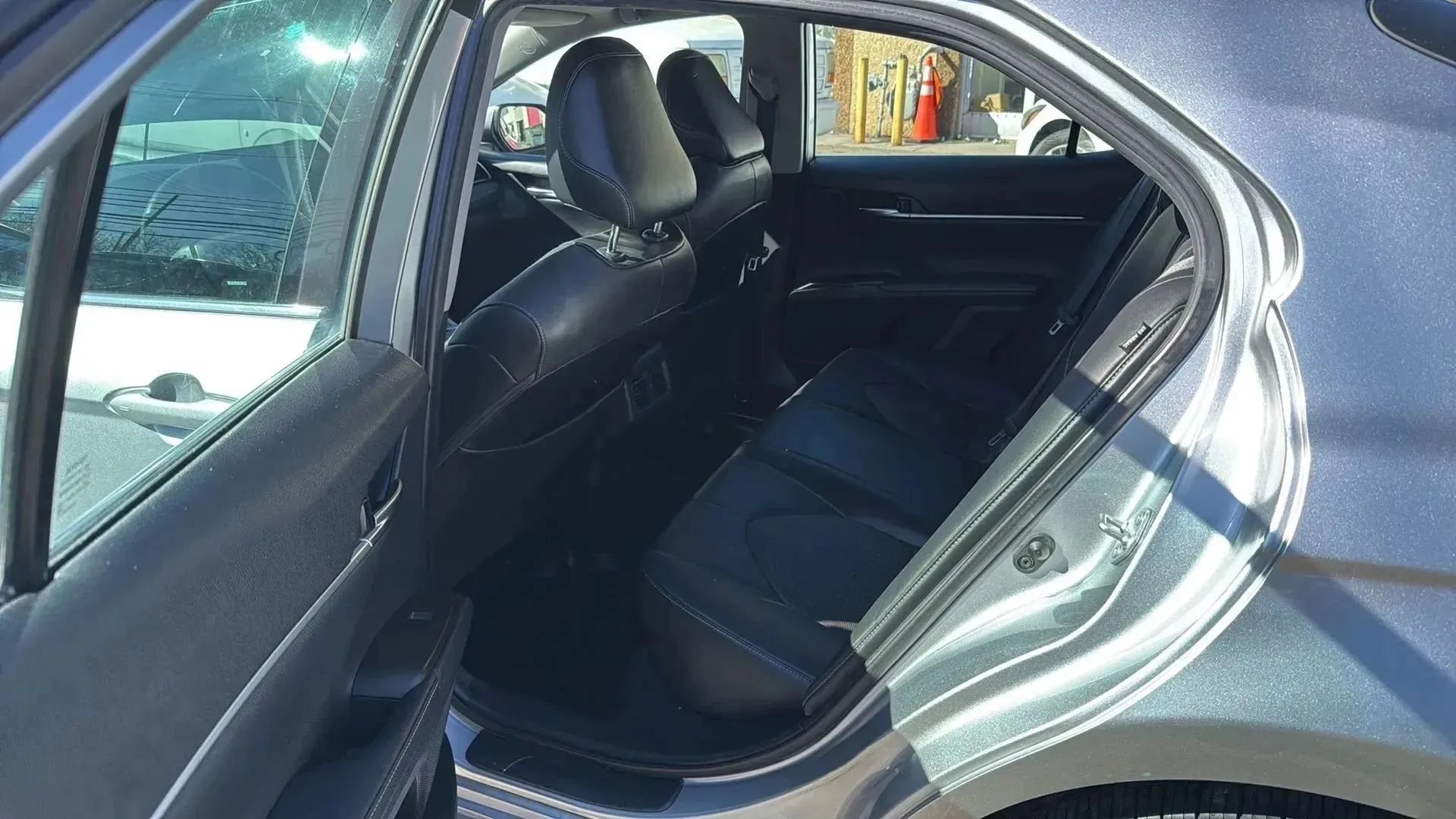 Used 2021 Toyota Camry XSE FWD image 27