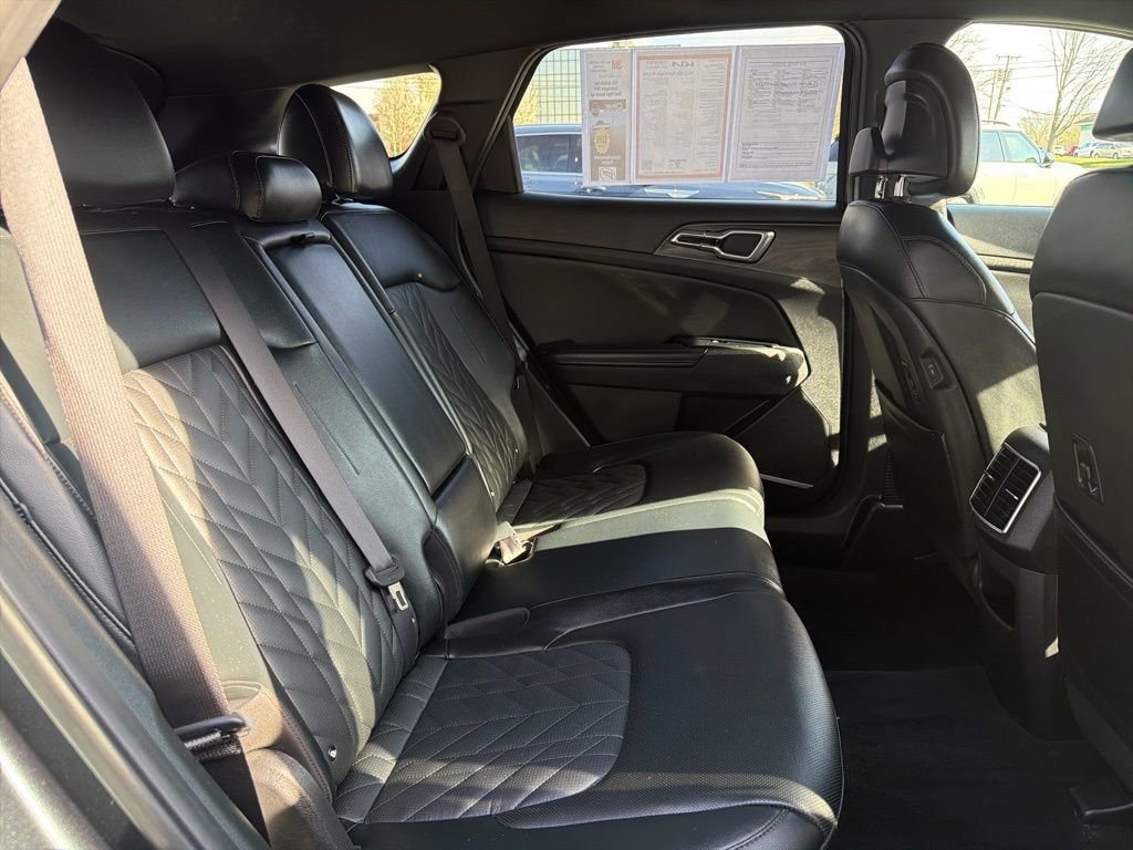 Certified 2023 Kia Sportage X-Line image 13