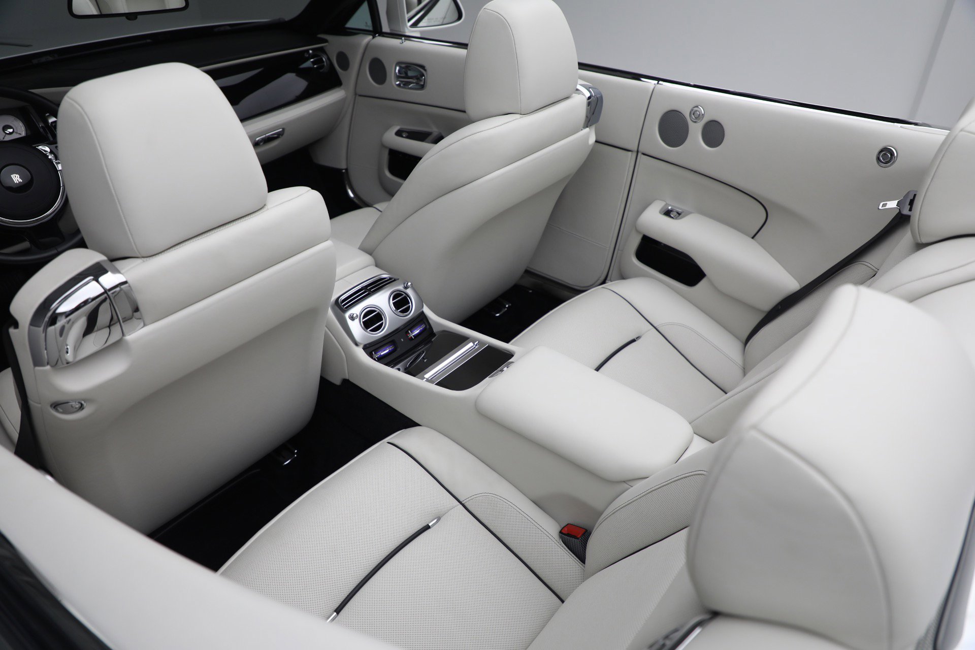 Certified 2018 Rolls-Royce Dawn image 36