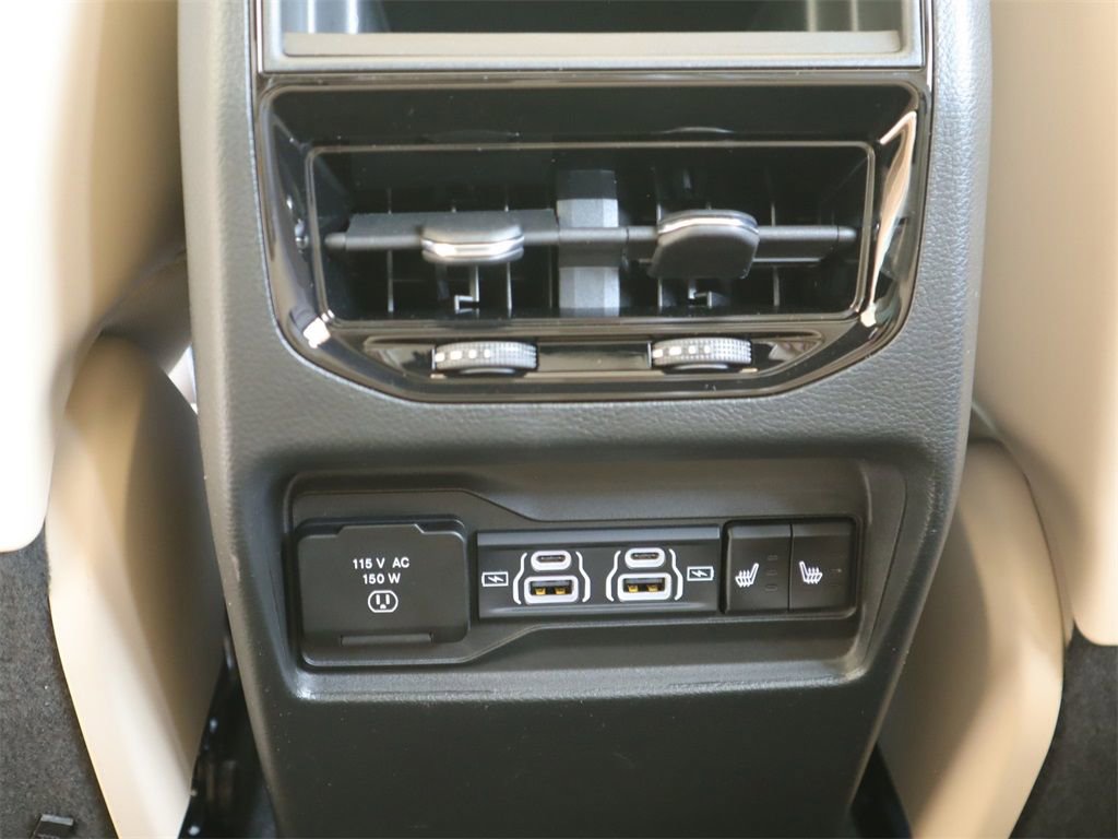 Used 2023 Jeep Grand Cherokee 4WD 4xe w/ Luxury Tech Group II image 25