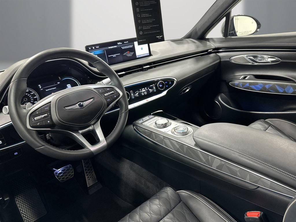 Used 2024 Genesis GV70 3.5T Sport w/ Sport Advanced Package AWD/4WD image 14
