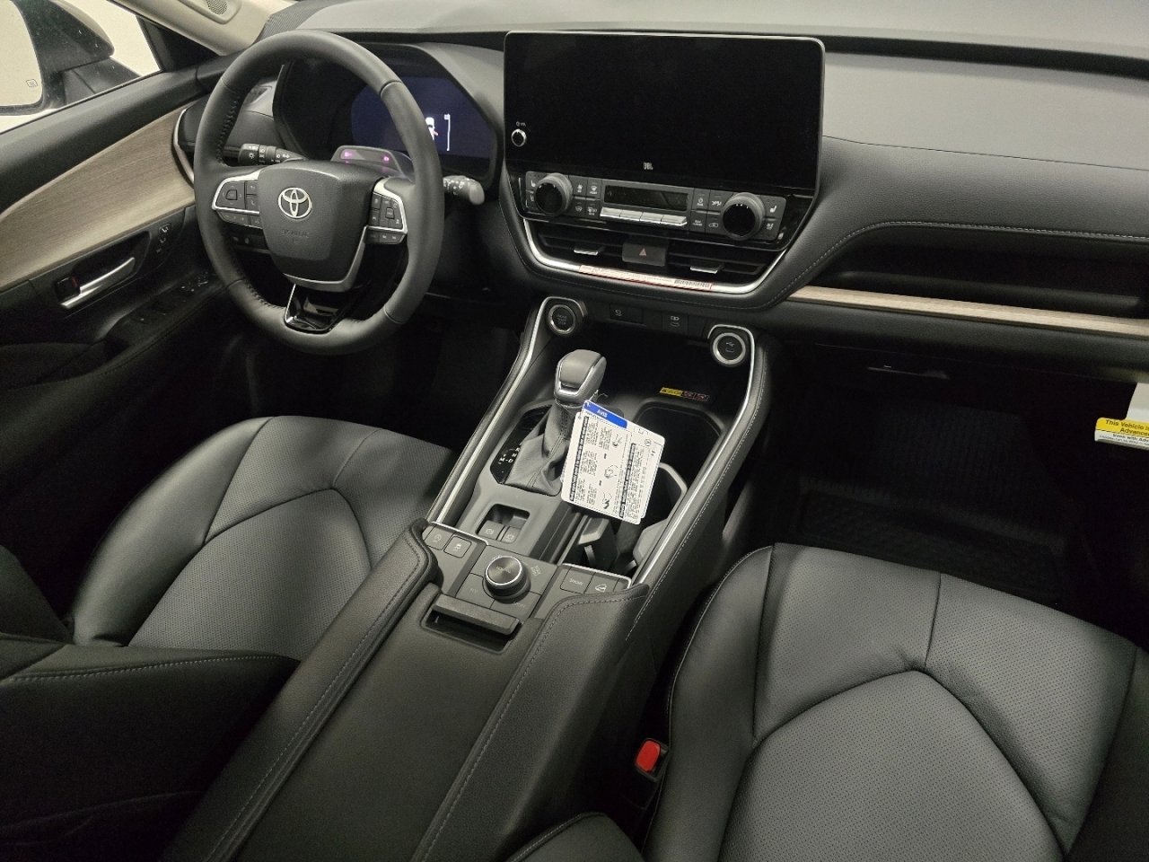 New 2026 Toyota Grand Highlander Platinum image 24