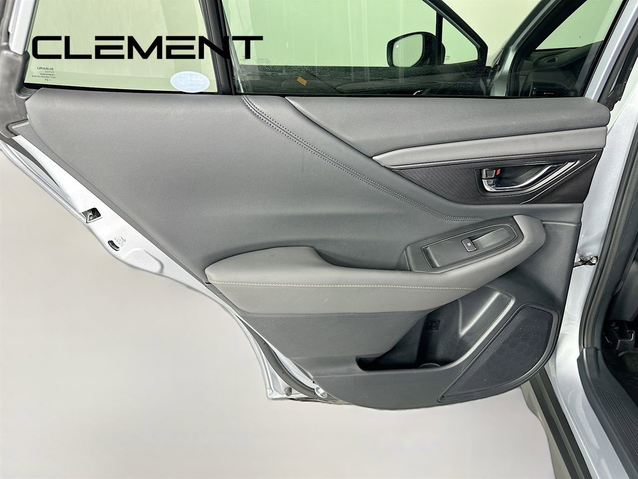 Used 2022 Subaru Outback Wilderness w/ Wilderness Package image 31