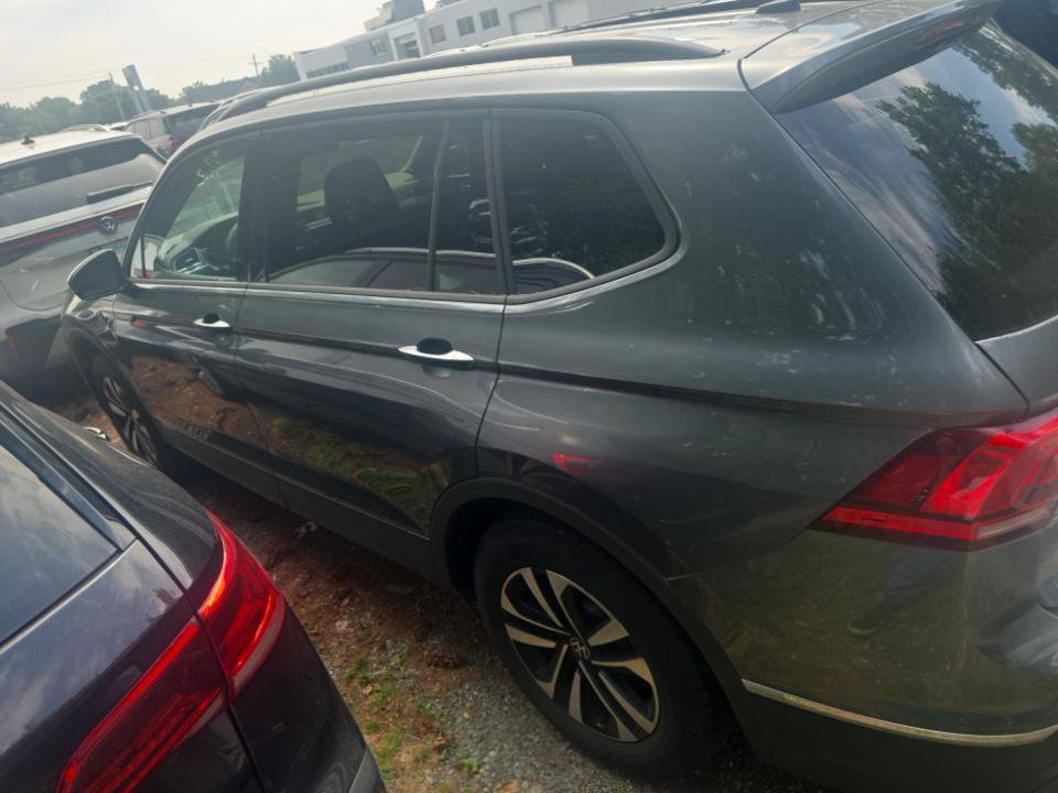 Used 2024 Volkswagen Tiguan S AWD/4WD image 4