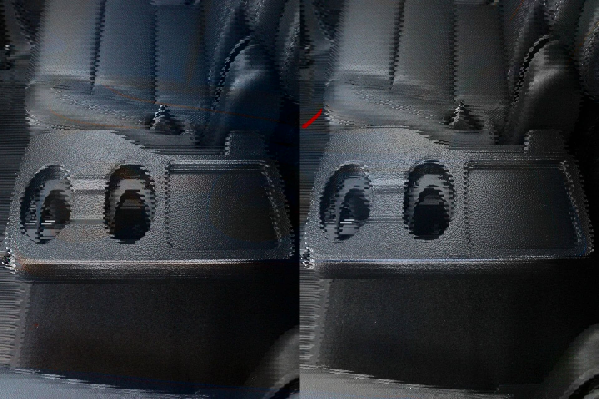 Used 2016 Toyota Highlander Limited image 19