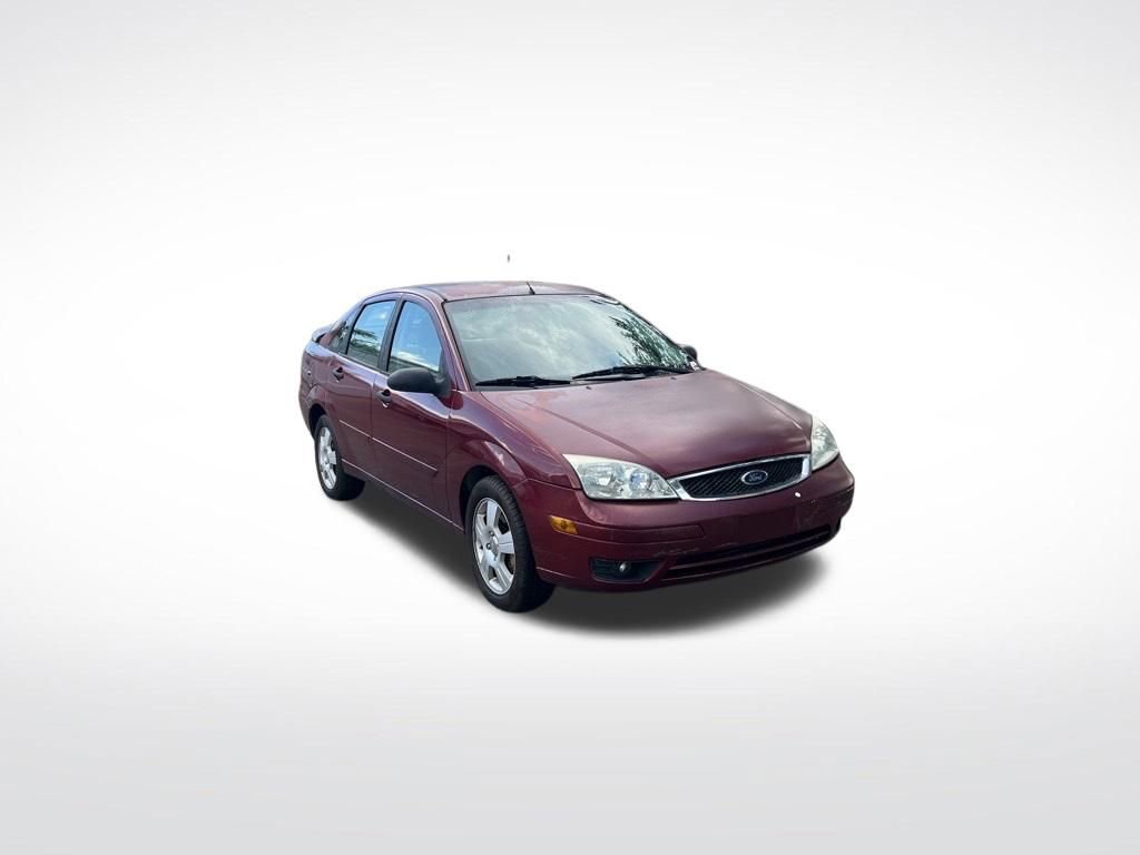 Used 2007 Ford Focus SE FWD image 2